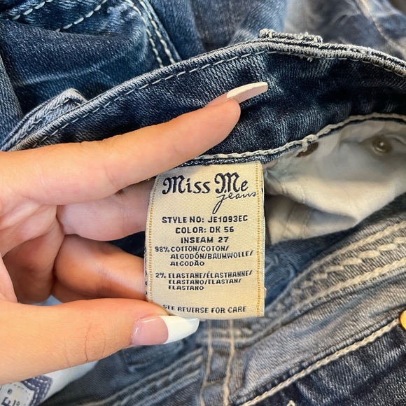 Women’s Miss Me Jeans - Picture 4 of 4